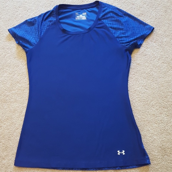 Under Armour Tops - Women's Under armour heat gear shirt size Small